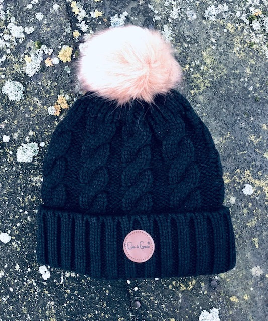 Chia de Gracia Beanie